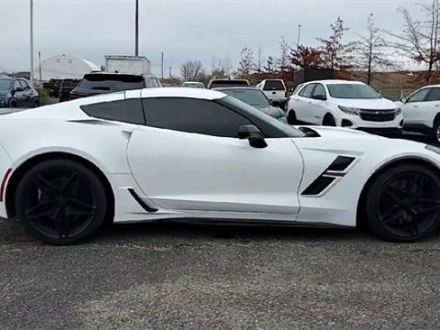 Used 2019 Chevrolet Corvette Grand Sport image 9