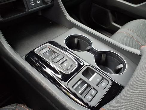 Certified 2025 Honda Pilot Sport image 19
