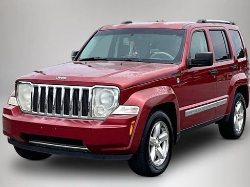 Used 2008 Jeep Liberty Limited w/ Premium Group AWD/4WD image 2