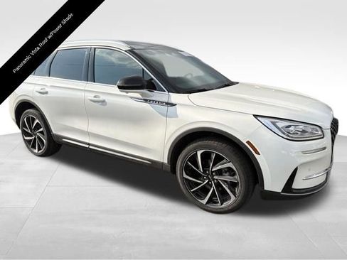 Certified 2024 Lincoln Corsair Reserve w/ Equipment Group 201A image 11