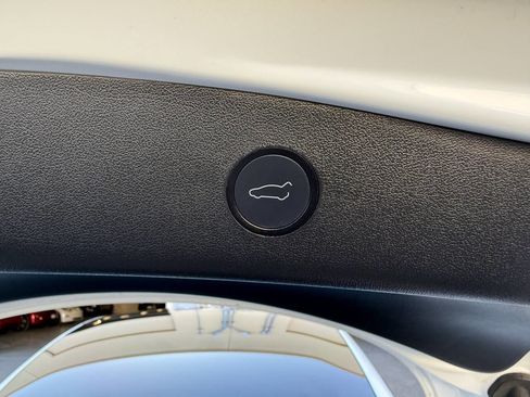 Used 2021 Tesla Model 3 Standard Range Plus image 16