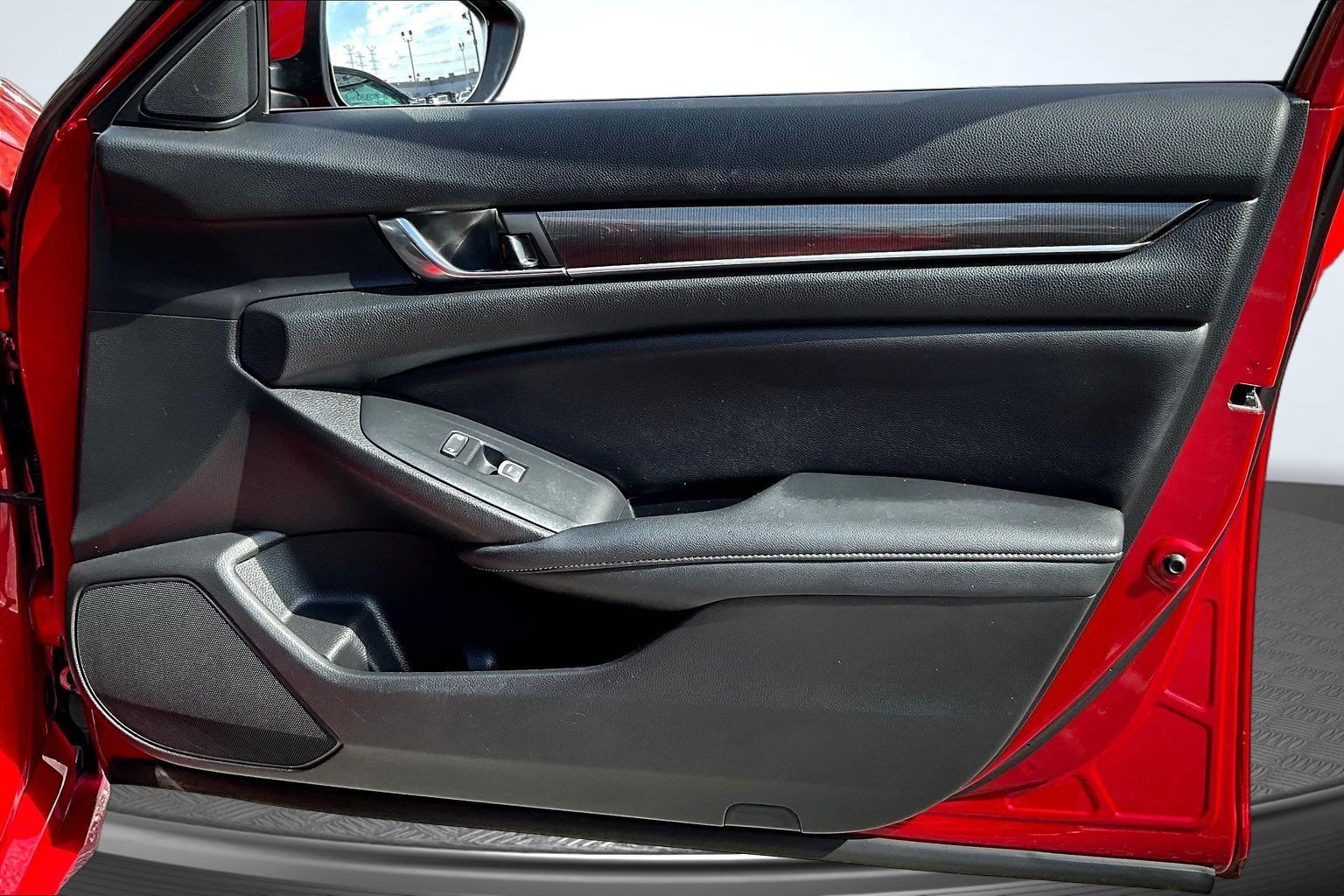 Used 2020 Honda Accord Sport image 23