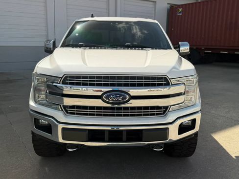 Used 2019 Ford F150 Lariat w/ Equipment Group 502A Luxury AWD/4WD image 3