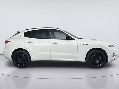Used 2019 Maserati Levante S AWD/4WD image 6