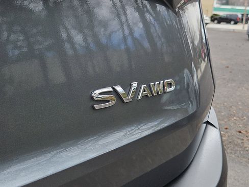 Certified 2022 Nissan Rogue SV image 30