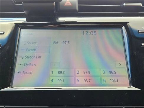 Used 2018 Toyota Camry SE FWD image 11