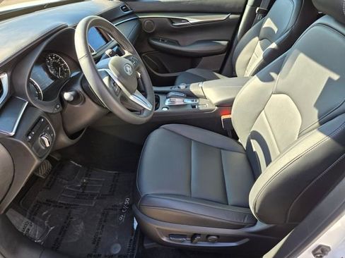Certified 2025 INFINITI QX50 Pure AWD/4WD image 12