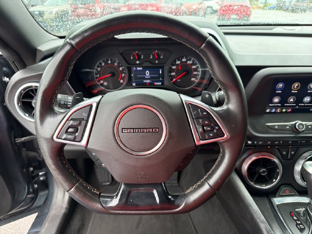Used 2021 Chevrolet Camaro LT RWD image 9