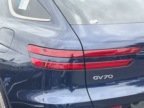 New 2026 Genesis GV70 2.5T Sport Prestige w/ G1 Accessory Package AWD/4WD image 27