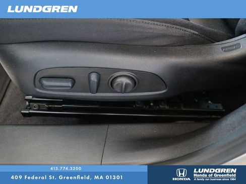 Used 2023 Chevrolet Malibu LT image 14