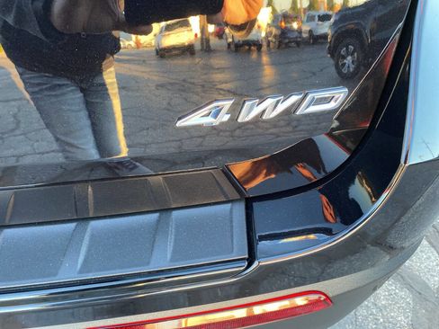 Used 2023 Ford Explorer ST-Line w/ Class IV Trailer Tow Package image 14