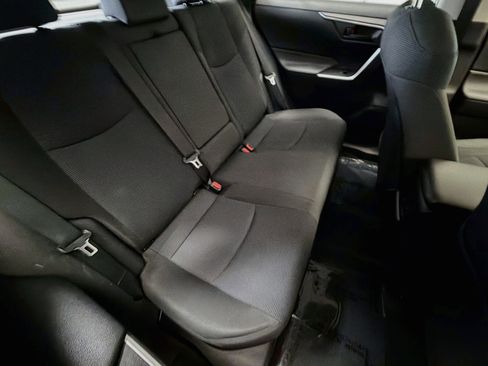 Used 2022 Toyota RAV4 LE AWD/4WD image 14