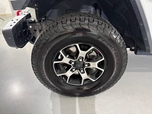 Used 2018 Jeep Wrangler Unlimited Rubicon AWD/4WD image 5