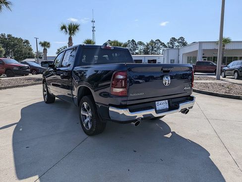 Used 2024 RAM 1500 Laramie AWD/4WD image 5