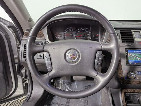 Used 2008 Cadillac DTS w/ Sun And Navigation Package image 29