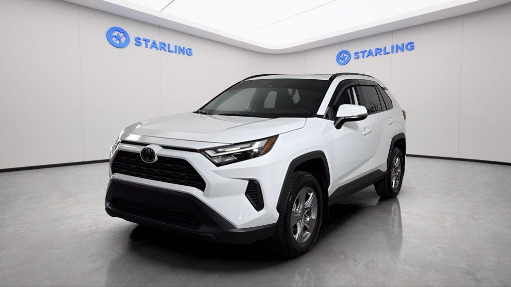 Used 2025 Toyota RAV4 XLE w/ Convenience Package FWD image 16