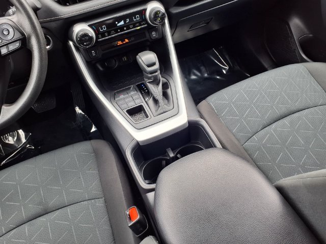Used 2025 Toyota RAV4 XLE AWD/4WD image 9