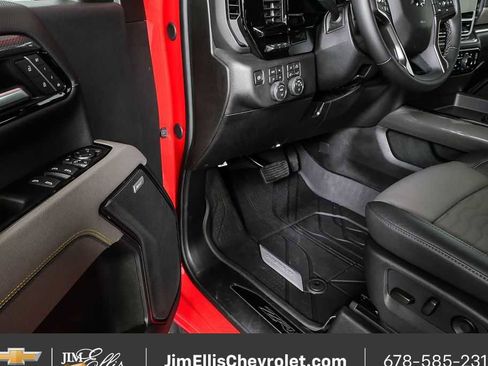 New 2026 Chevrolet Silverado 2500 ZR2 image 8