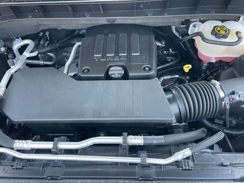 Used 2023 Chevrolet Silverado 1500 LT image 35