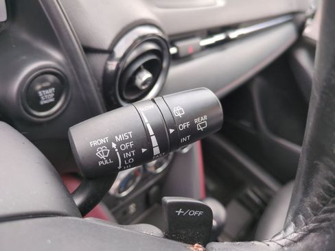 Used 2017 MAZDA CX-3 Grand Touring image 38