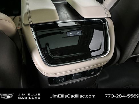 Used 2022 Lincoln Navigator Reserve image 18