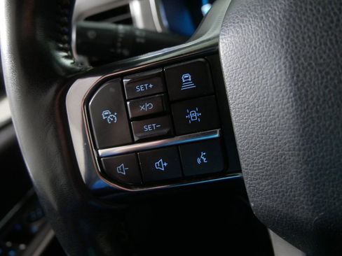 Used 2022 Ford F150 Platinum w/ FX4 Off-Road Package AWD/4WD image 27