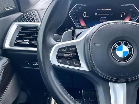 Used 2024 BMW X5 xDrive40i w/ M Sport Package AWD/4WD image 33