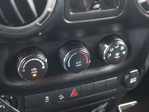 Used 2017 Jeep Wrangler Unlimited Sport w/ Quick Order Package 24S image 24