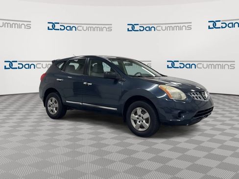 Used 2013 Nissan Rogue S AWD/4WD image 2