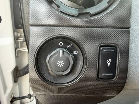 Used 2015 Ford F250 XLT AWD/4WD image 25