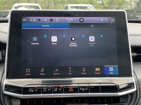 Used 2025 Jeep Compass Trailhawk w/ Trailhawk Elite Group image 22