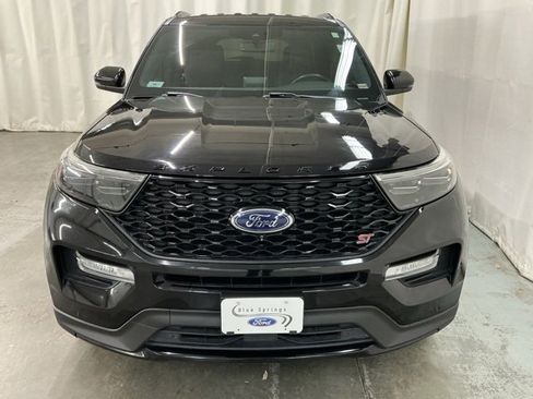 Used 2020 Ford Explorer ST w/ Premium Technology Package image 10