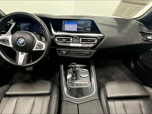 Certified 2025 BMW Z4 sDrive30i image 18