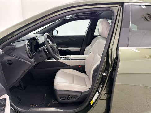 Certified 2025 Lexus RX 350 Premium Plus w/ Accessory Package (Z1) image 5