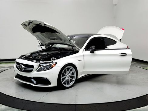 Used 2017 Mercedes-Benz C 63 AMG S image 9