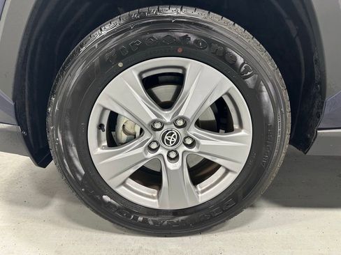Used 2025 Toyota RAV4 XLE AWD/4WD image 63