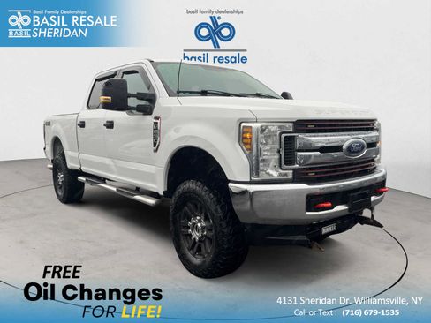 Used 2018 Ford F250 XLT w/ Snow Plow Prep Package image 1