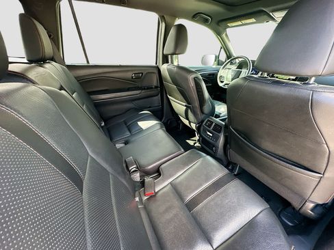 Certified 2022 Honda Pilot TrailSport image 29