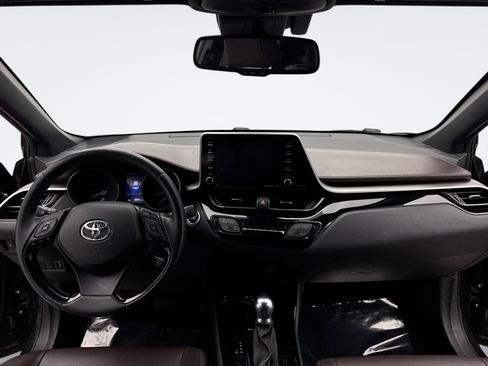 Used 2019 Toyota C-HR Limited image 14