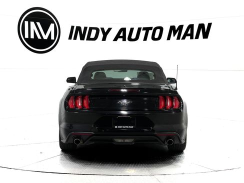 Used 2019 Ford Mustang Premium RWD image 5