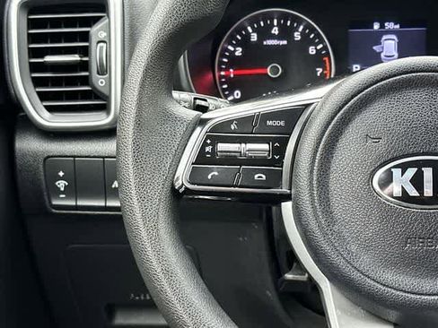 Used 2020 Kia Sportage LX AWD/4WD image 8