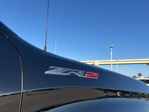 Used 2025 Chevrolet Silverado 1500 ZR2 w/ Technology Package image 15