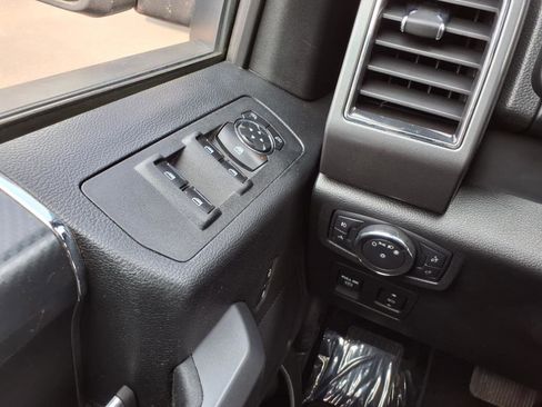 Used 2018 Ford F150 XLT w/ Equipment Group 302A Luxury image 22