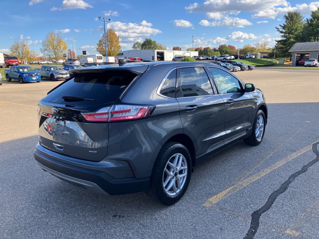 Used 2024 Ford Edge SEL w/ Convenience Package AWD/4WD image 7