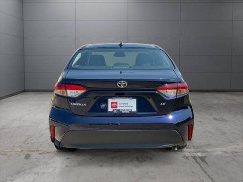 Used 2025 Toyota Corolla LE w/ LE Premium Package FWD image 34