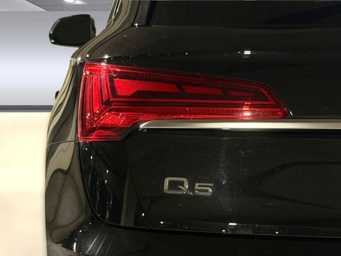Used 2023 Audi Q5 2.0T Premium Plus w/ Premium Plus Package AWD/4WD image 13