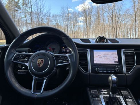 Used 2017 Porsche Macan S AWD/4WD image 35