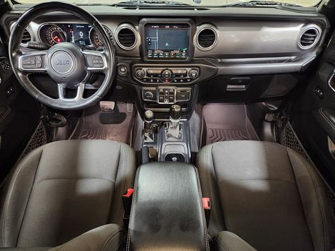 Used 2021 Jeep Gladiator Overland image 46