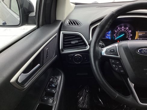 Used 2017 Ford Edge SEL w/ Equipment Group 201A FWD image 32