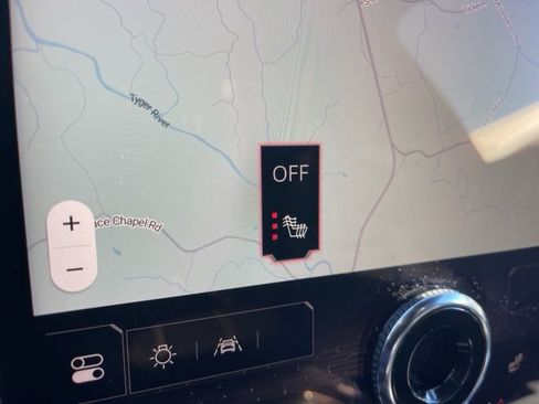 Used 2025 GMC Acadia Elevation image 25